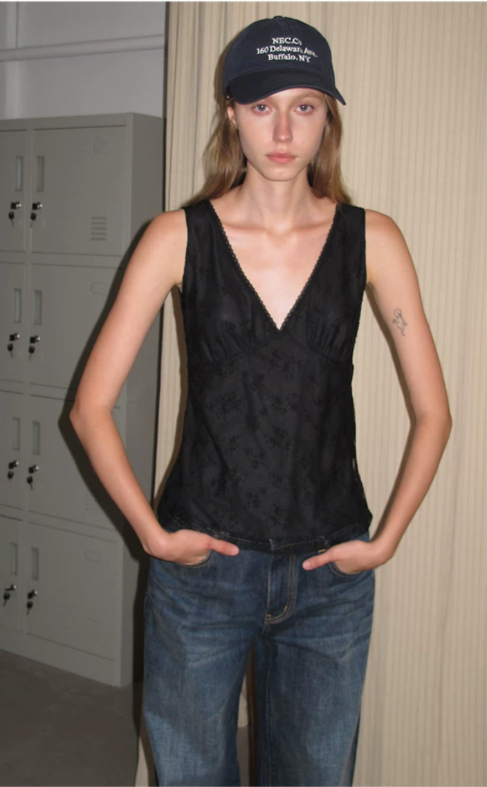 Floral Lace V-Neck Stretch Tank