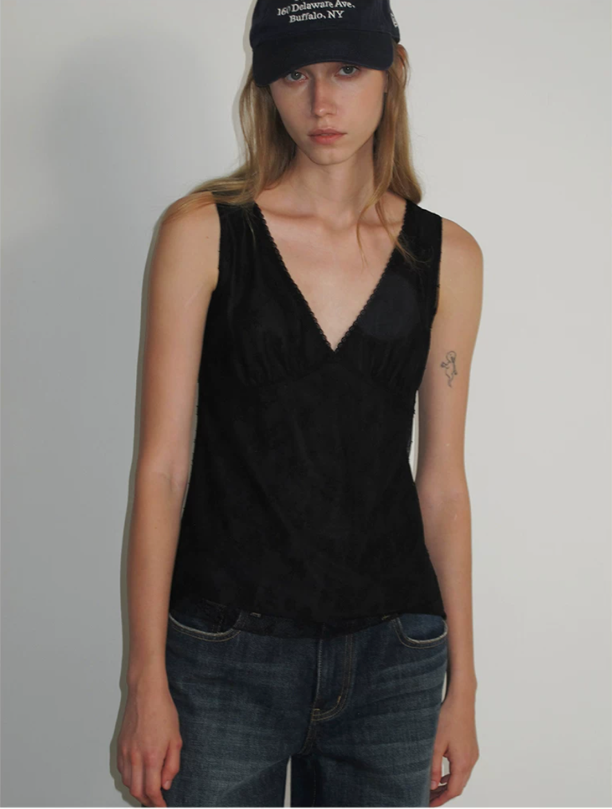 Floral Lace V-Neck Stretch Tank