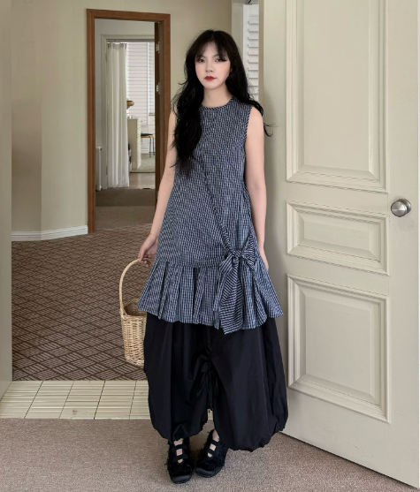 Adjustable Bubble Hem Maxi Skirt