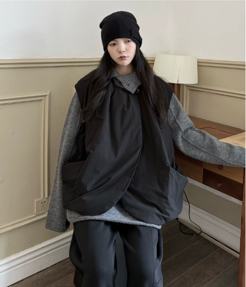 Utility Drape Pocket Vest
