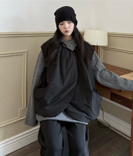 Utility Drape Pocket Vest